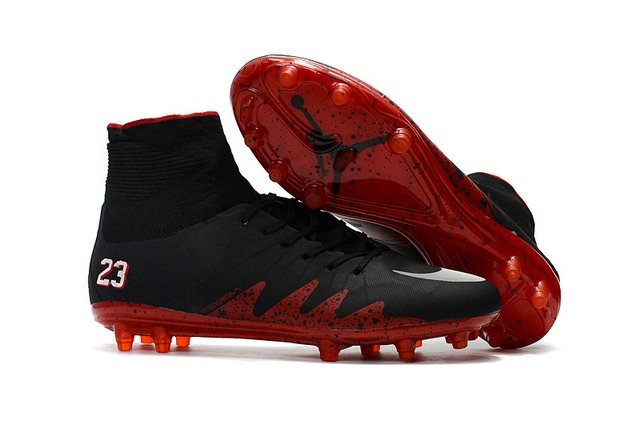 crampon hypervenom jordan