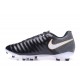 Chaussure de Foot Nouvelles Nike Tiempo Legend VII FG Cuir - Noir Blanc