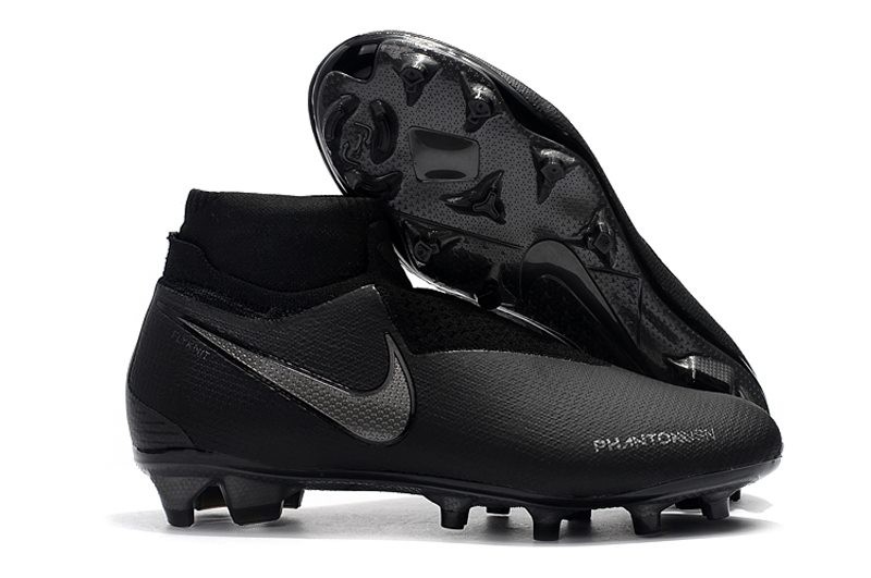 Crampon de foot tout noir shop